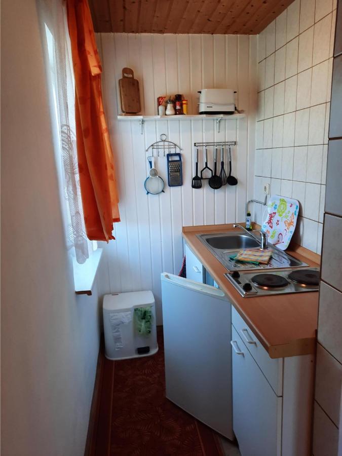 Leuchtturmblick - Ferienwohnung Fuer Die Familie In Grieben Insel Hiddensee Exterior foto